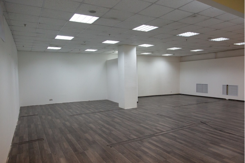 Сдаем помещение 1048,5 м2 в ТЦ Мебель.