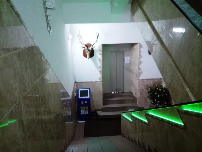 Кабинет площадью 22 м2 на втором этаже в офисном центре за 16500 рублей в месяц.