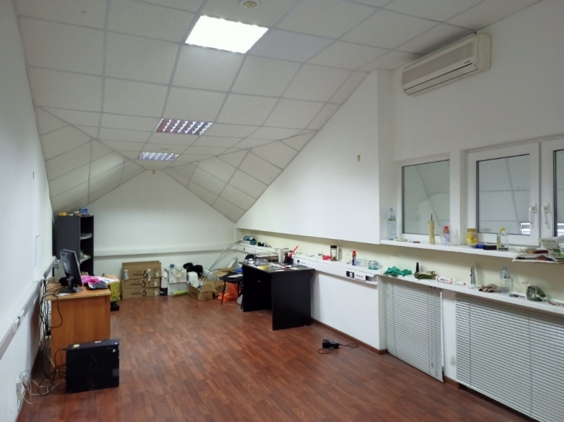 Кабинет площадью 40 м2 в аренду за 30 тысяч рублей в месяц, включая ко ...