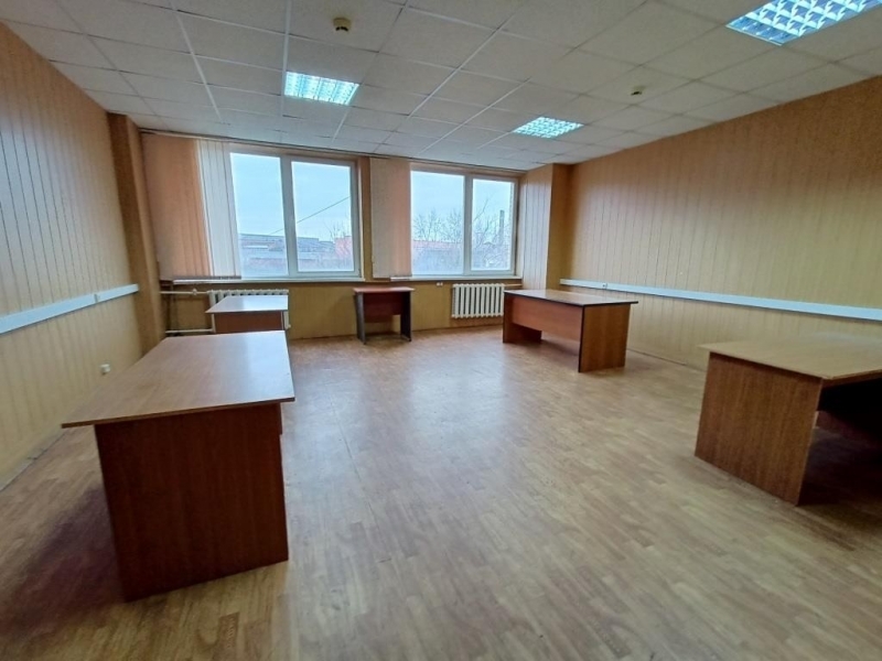 Кабинет 521 площадью 36 м2 на 5-м этаже в офисном центре на ул.