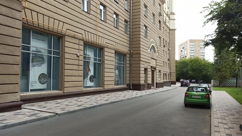 Продается торговое помещение пл. 300 м2 в ЦАО