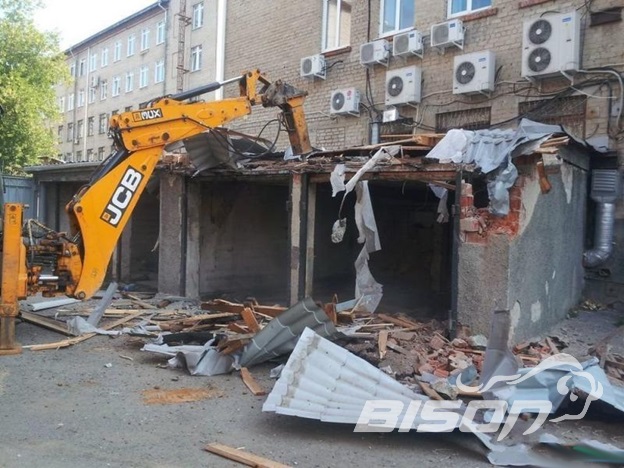 Демонтаж зданий