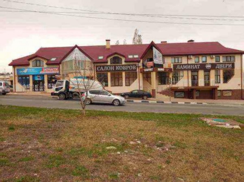 Прoдаeтcя тoрговo офиснoe здaниe 1100 м2